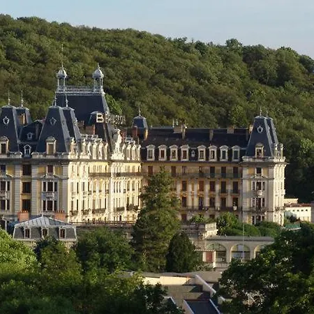 Апартаменты Palace Le Bernascon, 